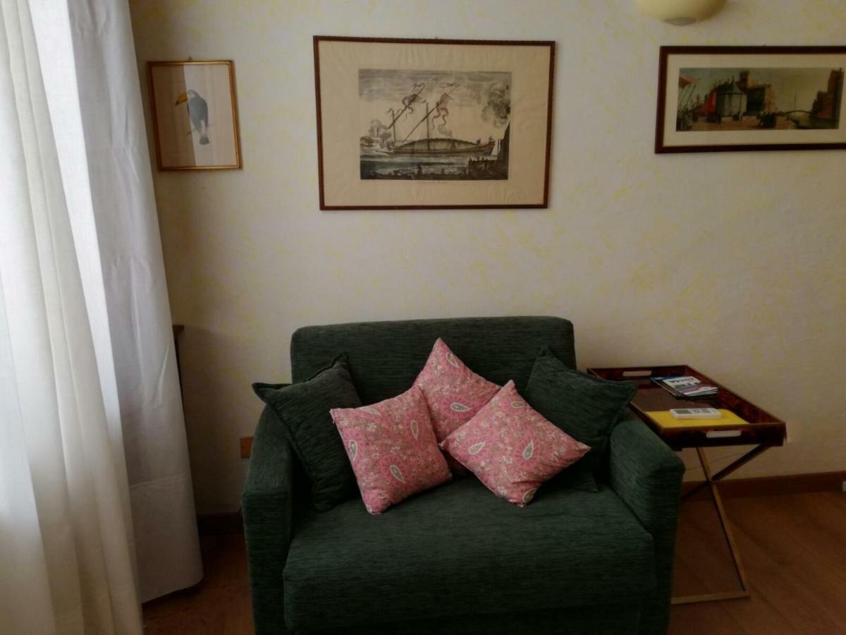 Pietrarosa Apartment 루카 외부 사진